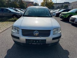 Silber Gebraucht 2005 VW Passat Kombi | 999 € (Superpreis)