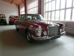 Rot Gebraucht 1968 Mercedes 300 Limousine | 69.500 €