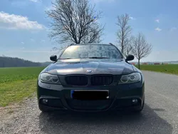 Schwarz Gebraucht 2012 BMW 330 M Sport Kombi | 10.495 € (Superpreis)