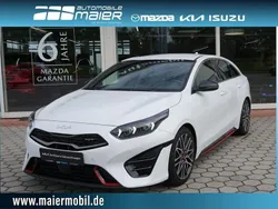 Weiß Gebraucht 2022 Kia ProCeed Kleinwagen | 29.950 € (Etwas zu teuer)