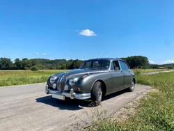 Grau Gebraucht 1963 Jaguar MK II Limousine | 37.300 €