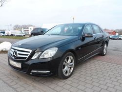 Schwarz Gebraucht 2011 Mercedes E200 Avantgarde Limousine | 14.490 € (Fairer Preis)