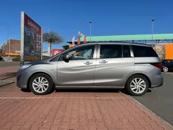 Grau Gebraucht 2011 Mazda 5 Center-Line Van / Kleinbus | 4.500 € (Fairer Preis)