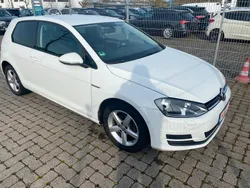 Weiß Gebraucht 2014 VW Golf VII Cup Limousine | 7.900 € (Fairer Preis)