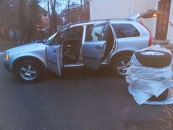Silber Gebraucht 2005 Volvo XC90 Kinetic SUV | 4.200 € (Guter Preis)