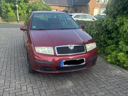 Rot Gebraucht 2006 Skoda Fabia Kleinwagen | 1.500 € (Fairer Preis)