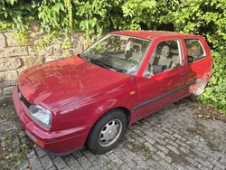 Rot Gebraucht 1998 VW Golf IV Kleinwagen | 750 € (Superpreis)