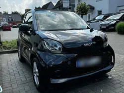 Schwarz Gebraucht 2020 Smart ForTwo Electric Drive Kleinwagen | 10.999 € (Teuer)