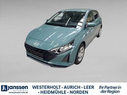 Mangrove green Gebraucht 2025 Hyundai i20 Select Limousine | 18.790 € (Teuer)