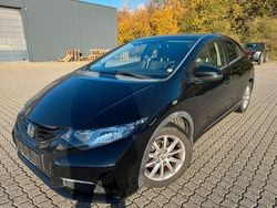 Schwarz Gebraucht 2015 Honda Civic Comfort Limousine | 6.700 € (Superpreis)