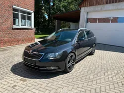 Schwarzmagic perleffekt Gebraucht 2014 Skoda Superb Ambition Kombi | 7.300 € (Guter Preis)