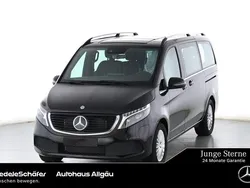 Obsidianschwarz Gebraucht 2024 Mercedes EQV300 Avantgarde Van / Kleinbus | 49.850 € (Fairer Preis)