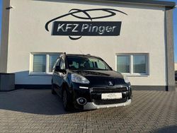 Schwarz Gebraucht 2013 Peugeot Partner Tepee Style Van / Kleinbus | 6.999 € (Fairer Preis)