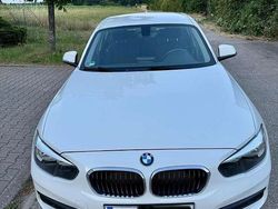 Weiß Gebraucht 2019 BMW 118 Kleinwagen | 12.990 € (Guter Preis)