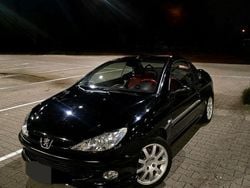 Schwarz Gebraucht 2003 Peugeot 206 CC Cabrio | 2.500 € (Fairer Preis)