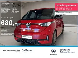 Rot Gebraucht 2025 VW ID. Buzz GTX Van | 75.990 €
