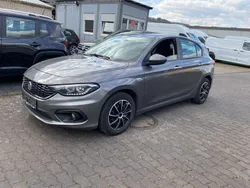 Grau Gebraucht 2016 Fiat Tipo Easy Limousine | 4.500 € (Teuer)