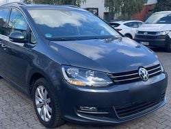 Grau Gebraucht 2020 VW Sharan Highline Van / Kleinbus | 25.500 € (Guter Preis)
