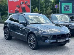 Grau Gebraucht 2021 Porsche Macan Turbo Sport SUV | 49.990 € (Superpreis)