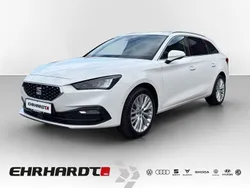 Weiß Gebraucht 2023 Seat Leon XCELLENCE Kombi | 26.890 € (Etwas zu teuer)