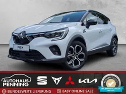 Himalayaweiss / onyxschwarz Gebraucht 2024 Mitsubishi ASX Edition SUV | 24.990 € (Superpreis)
