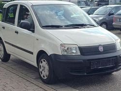 Bianco bianco/ bossa nova/calc Gebraucht 2011 Fiat Panda Active Kleinwagen | 2.499 € (Fairer Preis)