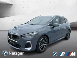 Grau Gebraucht 2023 BMW 218 Active Tourer M Sport Van / Kleinbus | 30.900 € (Fairer Preis)