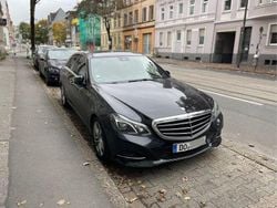 Schwarz Gebraucht 2015 Mercedes E220 Limousine | 15.000 € (Fairer Preis)