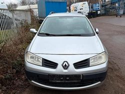 Silber Gebraucht 2006 Renault Mégane GrandTour Kombi | 1.700 € (Teuer)
