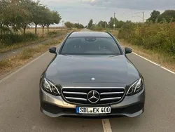 Grau Gebraucht 2017 Mercedes E220 Avantgarde Kombi | 24.490 € (Teuer)