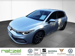 Silber Gebraucht 2020 VW Golf VIII Style Limousine | 17.878 € (Guter Preis)