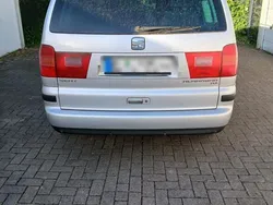 Silber Gebraucht 2005 Seat Alhambra Reference Van / Kleinbus | 1.750 € (Fairer Preis)