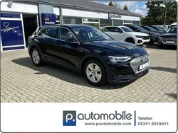 Schwarz Gebraucht 2022 Audi e-tron Basis SUV | 27.890 € (Fairer Preis)