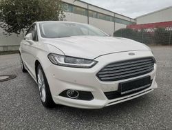 Weiß Gebraucht 2015 Ford Mondeo Limousine | 11.999 € (Guter Preis)