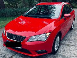 Rot Gebraucht 2014 Seat Leon ST Style Kombi | 8.699 € (Fairer Preis)