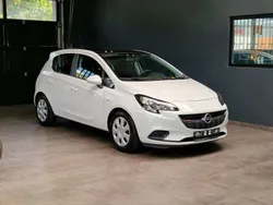 Weiß Gebraucht 2016 Opel Corsa Edition Kleinwagen | 10.999 € (Fairer Preis)