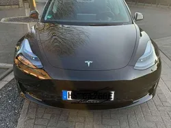 Gebraucht 2023 Tesla Model 3 Limousine | 34.900 € (Etwas zu teuer)