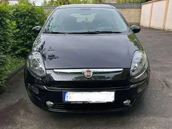 Schwarz Gebraucht 2011 Fiat Punto Evo Active Kleinwagen | 4.590 € (Teuer)