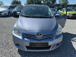 Blau Gebraucht 2011 Toyota Verso Edition Van / Kleinbus | 5.799 € (Fairer Preis)