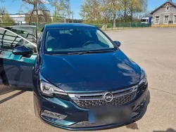 Grün Gebraucht 2015 Opel Astra Innovation Limousine | 6.300 € (Fairer Preis)