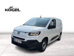 Weiß (weiß) Gebraucht 2024 Fiat Doblò Van / Kleinbus | 23.990 € (Teuer)