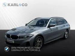 Grau Gebraucht 2023 BMW 320 Sport Line Kombi | 27.598 € (Superpreis)
