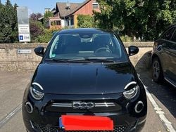 Schwarz Gebraucht 2022 Fiat 500e Icon Limousine | 14.600 € (Superpreis)