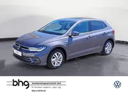 Rauchgrau metallic Gebraucht 2024 VW Polo Style Limousine | 22.460 € (Fairer Preis)