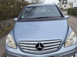Blau Gebraucht 2005 Mercedes B200 Van / Kleinbus | 600 € (Superpreis)