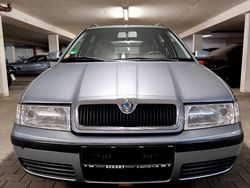 Silber Gebraucht 2003 Skoda Octavia Kombi | 1.850 € (Fairer Preis)