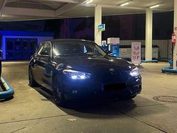 Schwarz Gebraucht 2016 BMW 118 Kleinwagen | 15.500 € (Teuer)