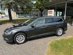Grau Gebraucht 2021 VW Passat Kombi | 15.900 € (Fairer Preis)