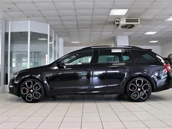 Schwarz Gebraucht 2020 Skoda Octavia RS Kombi | 25.500 € (Fairer Preis)