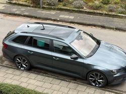 Grau Gebraucht 2016 Skoda Superb SportLine Kombi | 16.000 € (Guter Preis)